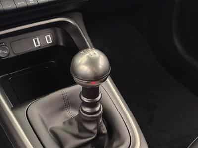 Jeep Avenger 1.2 Turbo 100cv Altitude NAVI / FULL LED / CUIR PARTIEL /CAM (2025) - Photo 12