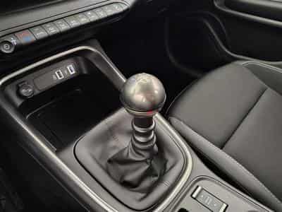 Jeep Avenger 1.2 Turbo 100cv Altitude NAVI / FULL LED / CUIR PARTIEL /CAM (2025) - Photo 12