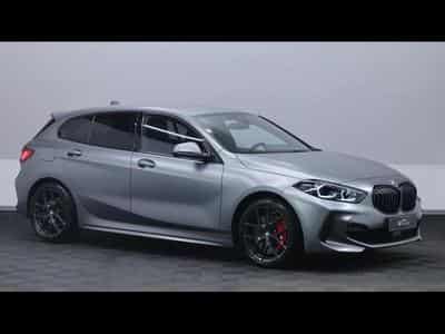 BMW 118 i hatch M Sport Pro Steptronic (2024) - Photo 3