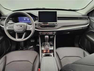 Jeep Compass 1.5 Turbo MHEV Altitude DCT S-CUIR / CARPLAY / CAMERA (2025) - Photo 8
