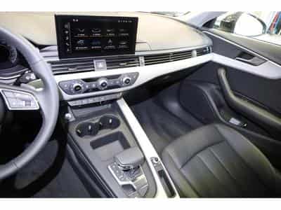 Audi A4 Avant (2024) - Photo 9