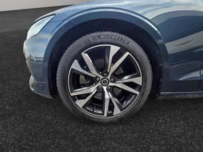 Volvo V60 B4 Core / Essence (2025) - Photo 14