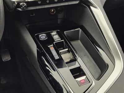 Peugeot 5008 1.2 PureTech 130Cv EAT8 Active Pack 7PL / NAVI / CAMERA (2023) - Photo 12