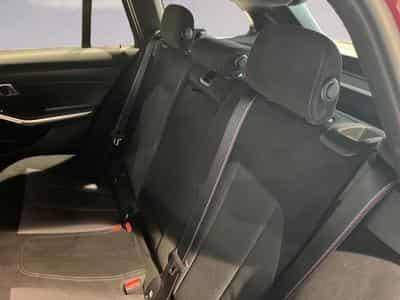 BMW 320 320d xDrive Touring M Sport (2025) - Photo 13