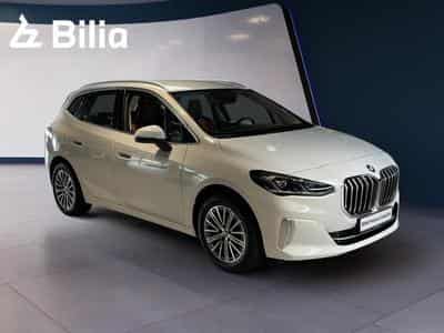 BMW 220 220i Active Tourer Luxury Line (2025) - Photo 9