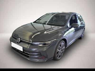 VW Golf (2024) - Photo 1