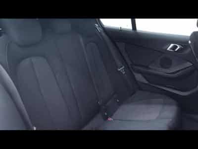 BMW 118 i 136cv Hatch Steptronic Advantage (2023) - Photo 14