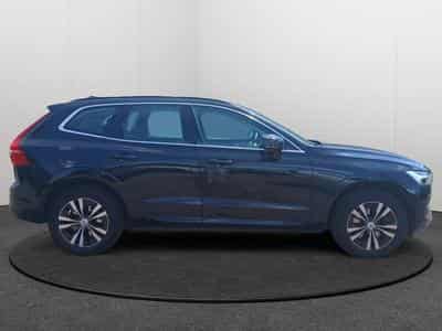 Volvo XC60 Core (2022) - Photo 6