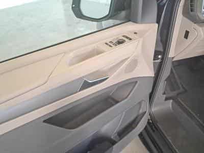 VW T7 Life LONG (2026) - Photo 11