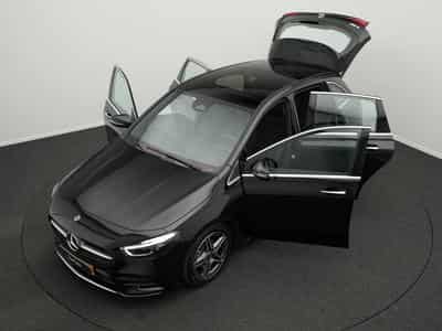 Mercedes B 180 B 180 (2025) - Photo 12
