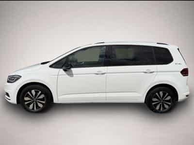 VW Touran (2025) - Photo 2