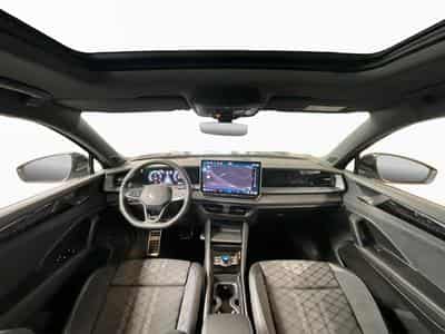 VW Tayron R-Line+DSG+4M+7Sitze+P.Confort+Pano+P.Travel+P.Info (2025) - Photo 2