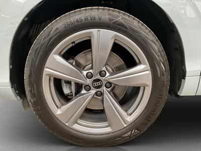 Audi Q3 S-Line+TDI+S-Tronic+LED+Tech+ (2025) - Photo 8
