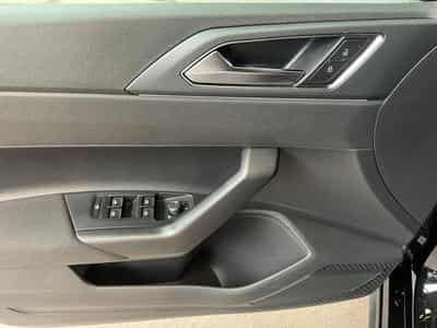 VW Polo R-Line+DSG+Park&Comfort+IQ-Drive (2025) - Photo 15