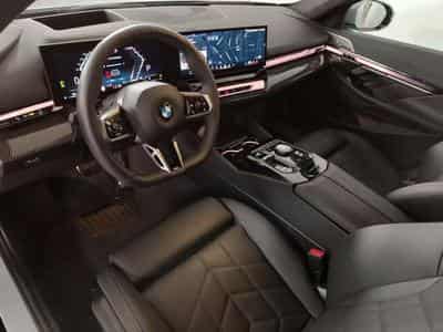 BMW 540 d xDrive M Sportpaket Head-Up DAB LED RFK (2025) - Photo 12