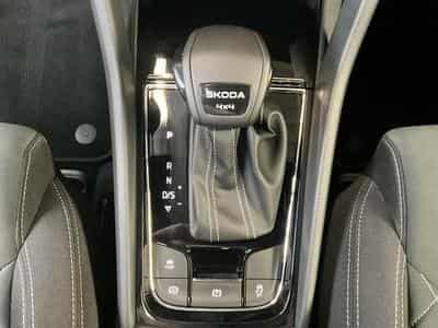 Skoda Karoq Sportline+DSG+4x4+Pano+AHK+Stand-H.+P.Travel-Ass. (2025) - Photo 12