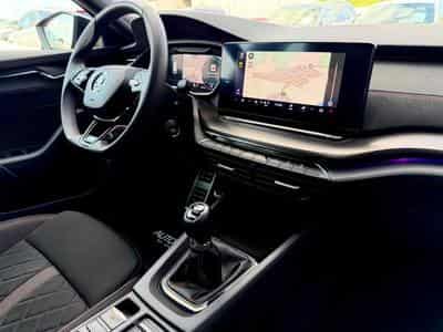 Skoda Octavia Octavia Combi RS 2.0 TSI /LED/ACC/360°CAM/AHK/ (2023) - Photo 12