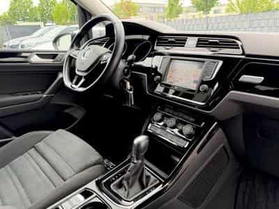 VW Touran Touran Highline 1.8 TSI DSG /NAVI/LED/ACC/CAM/ (2015) - Photo 10