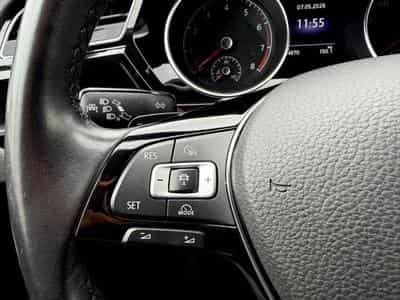 VW Touran Touran Highline 1.8 TSI DSG /NAVI/LED/ACC/CAM/ (2015) - Photo 13