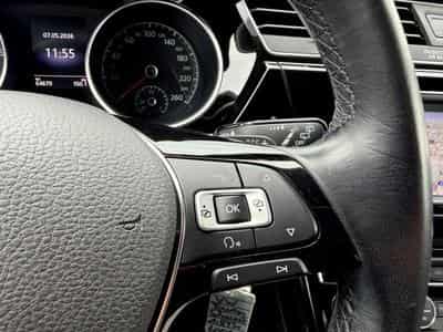 VW Touran Touran Highline 1.8 TSI DSG /NAVI/LED/ACC/CAM/ (2015) - Photo 14