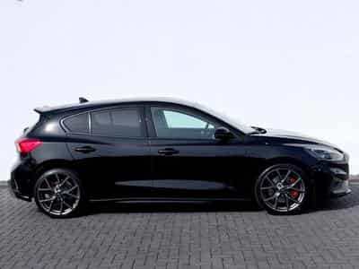 Ford Focus Focus Lim. ST /PERFORMANCE/LED/ACC/CAM/1.HAND/ (2020) - Photo 4