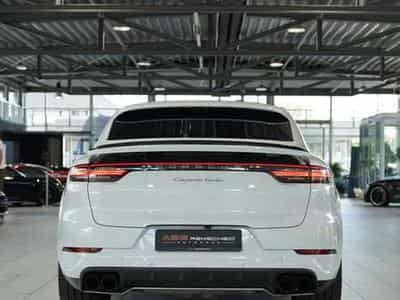 Porsche Cayenne Turbo *21*Chrono*Pano*HUD*Matrix*Memory (2019) - Photo 6