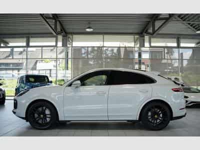 Porsche Cayenne Turbo *21*Chrono*Pano*HUD*Matrix*Memory (2019) - Photo 8