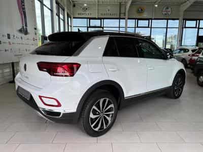 VW T-Roc 1.5 TSI 150 DSG STYLE,1 HAND,VIRTUAL,KAMERA,NAVI,CARPLAY,LED (2022) - Photo 2