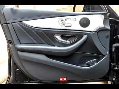 Mercedes E 63 AMG S T-MODELL (612 CH) - CARBON PACKAGE - OBSIDIAN BLACK METALL (2023) - Photo 10