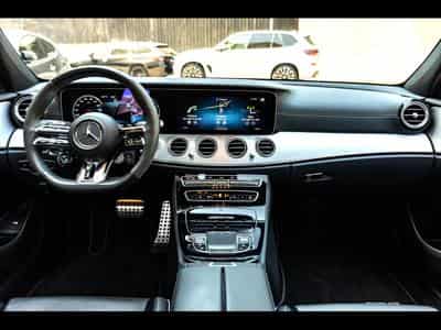 Mercedes E 63 AMG S T-MODELL (612 CH) - CARBON PACKAGE - OBSIDIAN BLACK METALL (2023) - Photo 15
