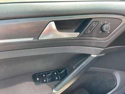 VW Golf 2.0 DSG Performance - GARANTIE JUSQU'A 36 MOIS (2019) - Photo 9