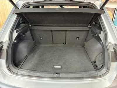 VW Tiguan Tiguan R 2.0 TSi 320cv Auto 4x4/Cuir/ToitO+P/ACC (2023) - Photo 7