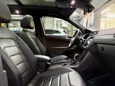 VW Tiguan Tiguan R 2.0 TSi 320cv Auto 4x4/Cuir/ToitO+P/ACC (2023) - Photo 8