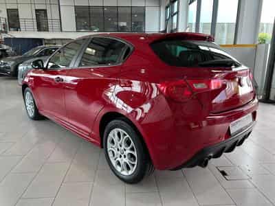 Alfa-Romeo Giulietta 1.4 SPORT 120 , 1HAND, CARPLAY, CAMERA, LED, GARANTIE (2019) - Photo 2