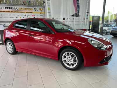 Alfa-Romeo Giulietta 1.4 SPORT 120 , 1HAND, CARPLAY, CAMERA, LED, GARANTIE (2019) - Photo 4