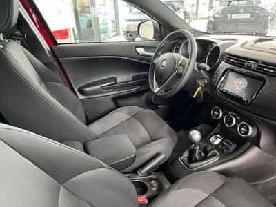 Alfa-Romeo Giulietta 1.4 SPORT 120 , 1HAND, CARPLAY, CAMERA, LED, GARANTIE (2019) - Photo 5