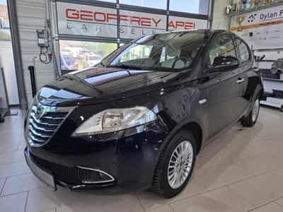 Lancia Ypsilon 1.2 1HAND, BLUETOOTH, PDC AV+ARR., (2015) - Photo 1
