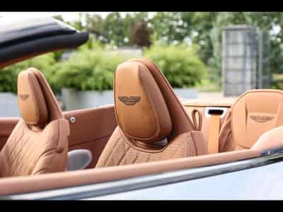 Aston-Martin DB12 VOLANTE 4.0 V8 680 CH - SPIRIT SILVER METALLIC - FULL PPF (2024) - Photo 12