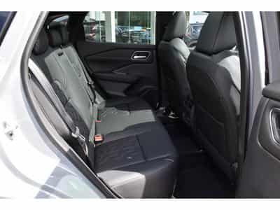 Nissan Qashqai 1.3 DIG-T MHEV Tekna Xtronic CUIR MEMO BOSE PANO NEUF (2025) - Photo 8