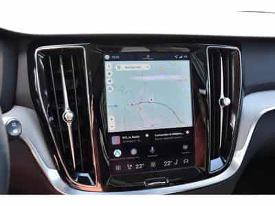 Volvo V60 2.0 B4 Plus Dark Geartronic PANO CUIR MEMO CAM360 HARMAN 1°M (2025) - Photo 11