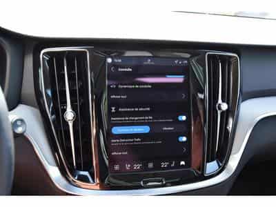 Volvo V60 2.0 B4 Plus Dark Geartronic PANO CUIR MEMO CAM360 HARMAN 1°M (2025) - Photo 15