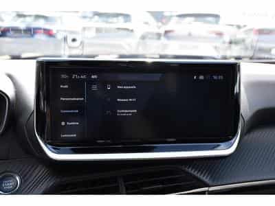 Peugeot 2008 1.2 PureTech Allure ACC GPS LANE SIDE REGUL CAM 360 1° MAIN (2025) - Photo 12
