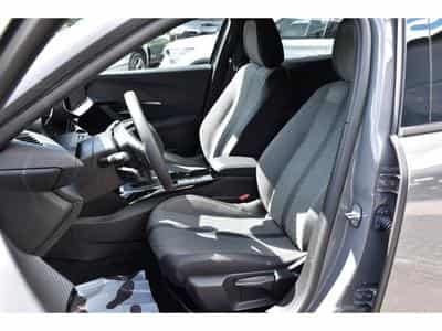 Peugeot 2008 1.2 PureTech Allure ACC GPS LANE SIDE REGUL CAM 360 1° MAIN (2025) - Photo 6