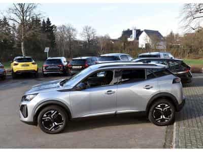 Peugeot 2008 1.2 PureTech Allure ACC GPS LANE SIDE REGUL CAM 360 1° MAIN (2025) - Photo 3