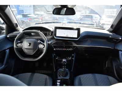 Peugeot 2008 1.2 PureTech Allure ACC GPS LANE SIDE REGUL CAM 360 1° MAIN (2025) - Photo 9