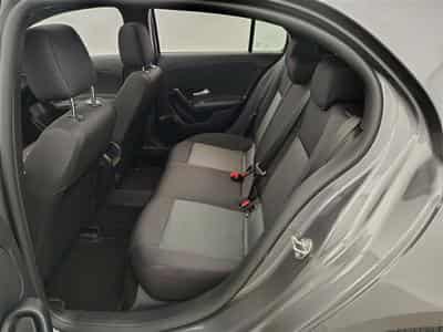 Mercedes A 180 A 180 Business solution NAVI/FULL LED/TO PANO/JA (2022) - Photo 11