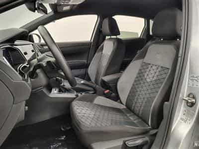 VW Taigo 1.0 TSI 115cv DSG R-Line NAVI / CARPLAY / TO PANO (2025) - Photo 7
