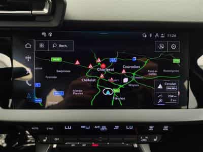 Audi A3 30 TDi Navi Cockpit / Led / PDC (2025) - Photo 11