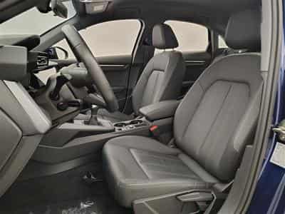 Audi A3 30 TDi Navi Cockpit / Led / PDC (2025) - Photo 7