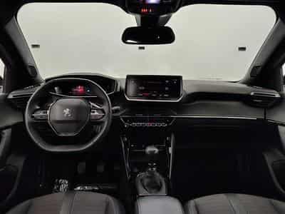 Peugeot 2008 1.2 PureTech Allure S-CUIR/NAVI/LED/JA17/PDC (2023) - Photo 8